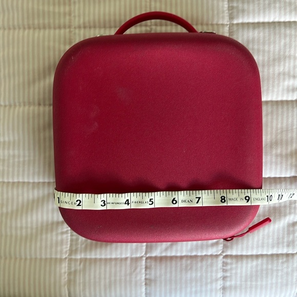 Hydro Flask Maroon Lunchbox - Picture 5 of 6